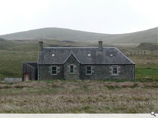 Borders cottage Weaves its spell over Roses judges