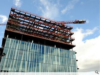 Aberdeen University library tops out