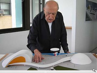 Oscar Niemeyer passes away aged 104