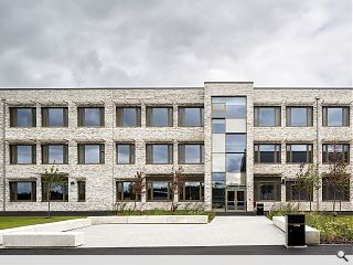 Dunfermline pupils size up UK’s largest Passivhaus education building