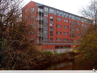 Riverfront Shawlands housing completes