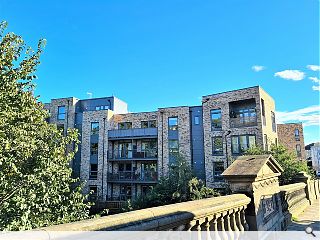 Structural gymnastics overcome flood defence constraints at Bonnington