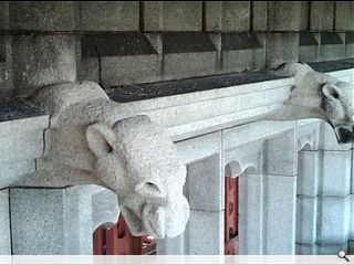 Aberdeen’s Marischal College gets Spring clean