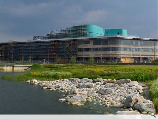 Inverness College UHI conduct topping out ceremony at new campus