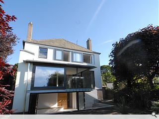 Richard Murphy Architects extend 1920s Edinburgh home