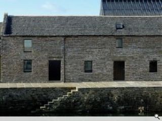 Cheer for Stromness Pier