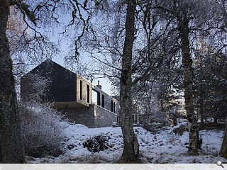 Cantilevered extension elevates Cairngorms living to new heights