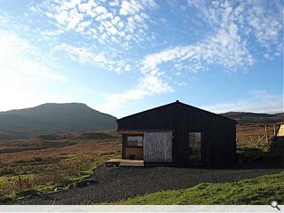 Black and white compete on Skye