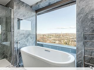 Park Quadrant Residences bathe in the limelight