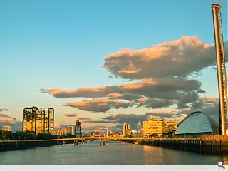 Engineers commissioned to investigate reopening Glasgow Science tower 